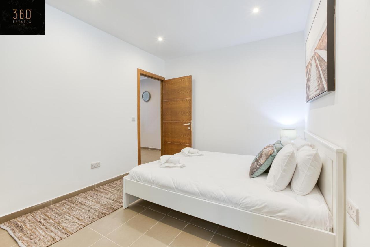 Gzira'S Seashore Stayaway Close To Manuel Island 외부 사진